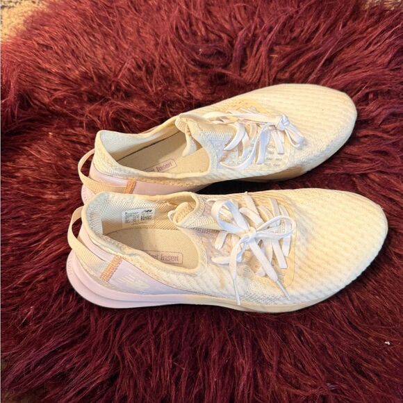 New Balance Sneakers Lightweight Slip-On Sz 8.5‎ - Picture 4 of 5